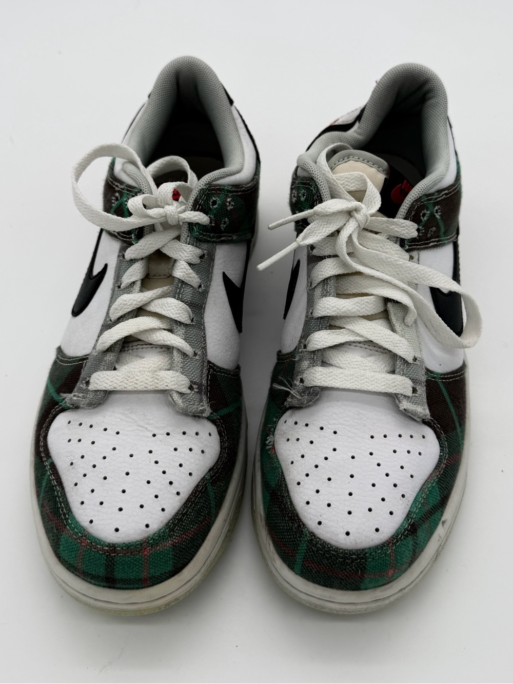Nike Men's White, Black & Green Plaid Low-Top Sneakers